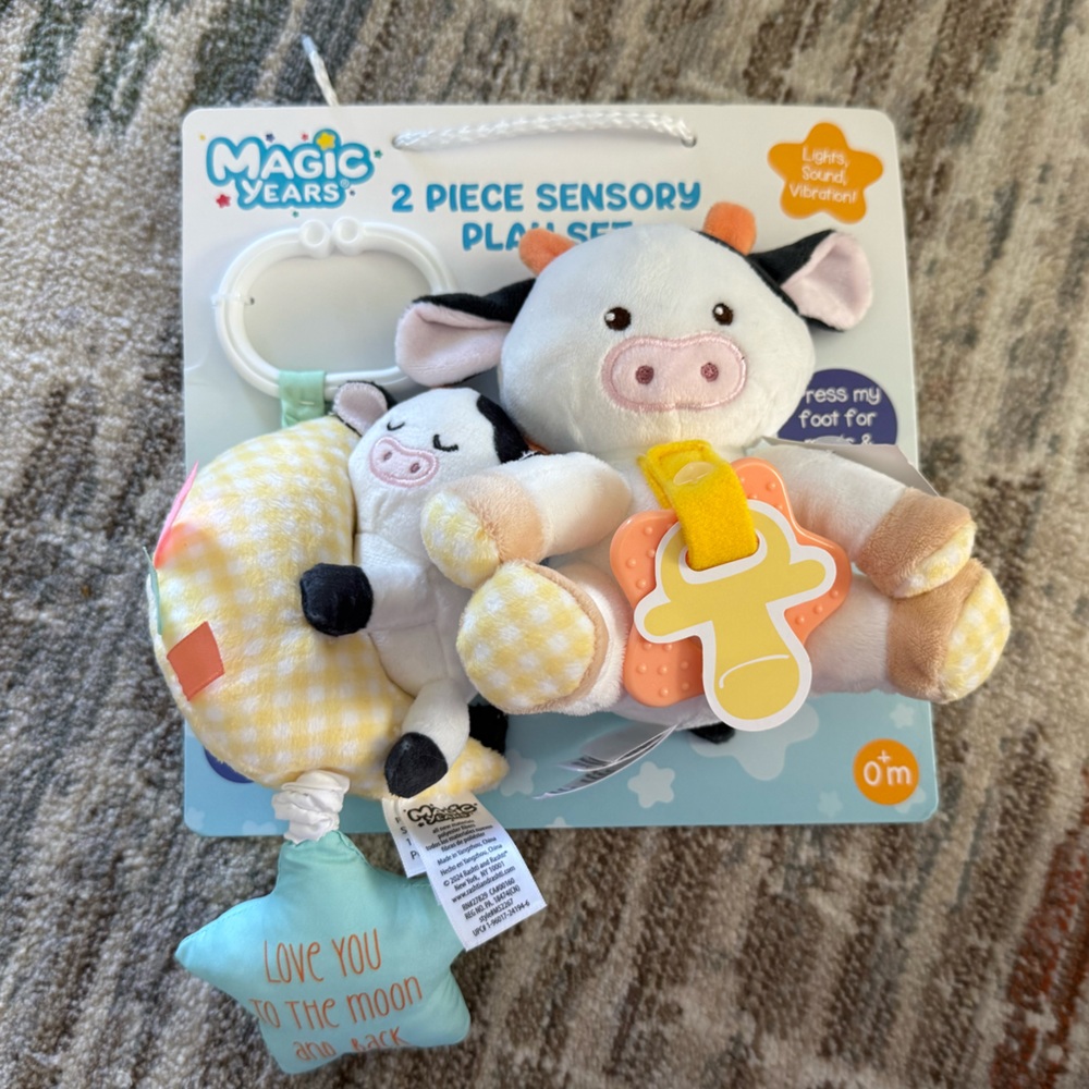 NWT- Baby Plush Cow Sensory Teether Toy - Yellow & White